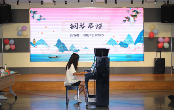 one游戏皇马赞助